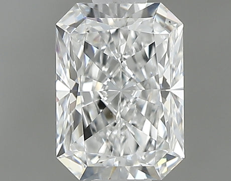 0.70 carat Radiant diamond E VS2