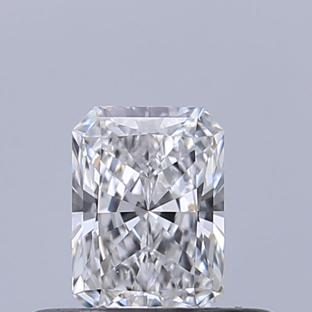 0.31 carat Radiant diamond D VVS2