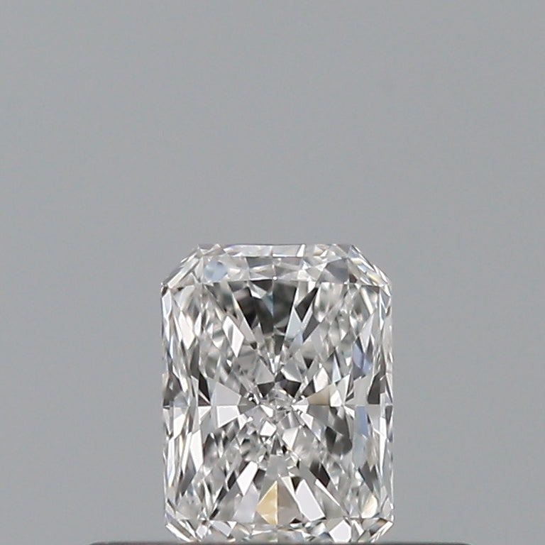 0.24 carat Radiant diamond E VVS1