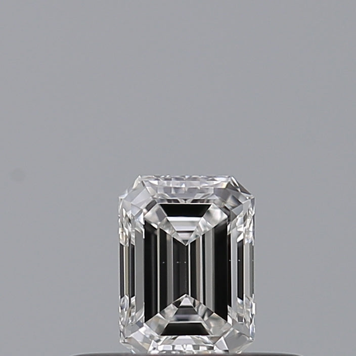 0.23 carat Emerald diamond E VS2