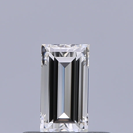 0.33 carat Baguette diamond F IF