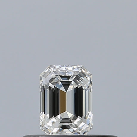 0.23 carat Emerald diamond E IF