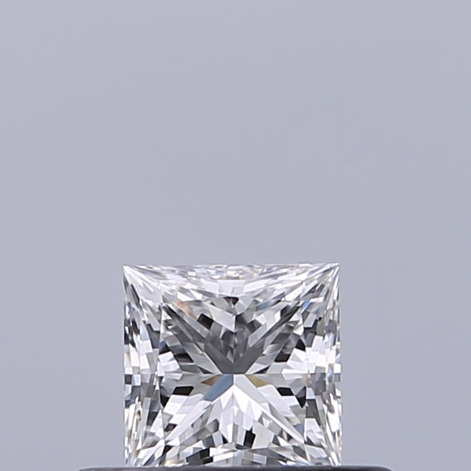 0.31 carat Princess diamond E VVS1