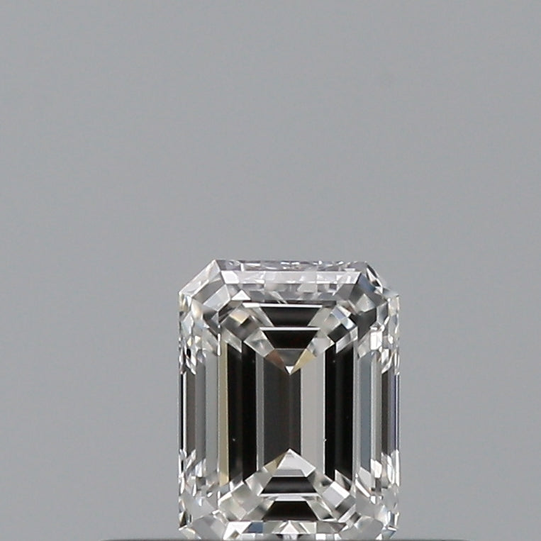 0.24 carat Emerald diamond F VVS2