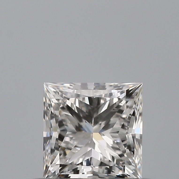 0.45 carat Princess diamond G VVS2