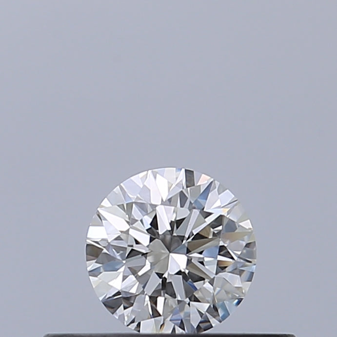 0.24 carat Round diamond E VS2 Excellent