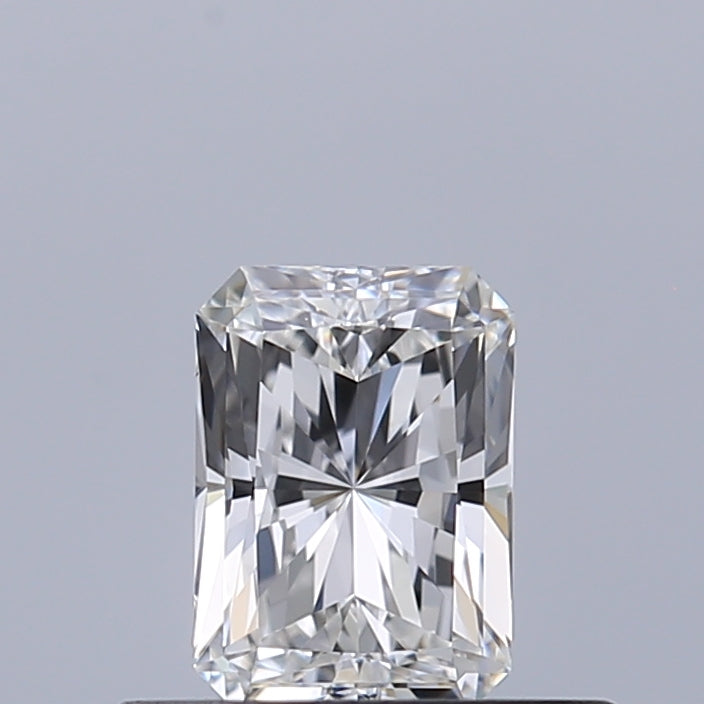 0.39 carat Radiant diamond E VVS1