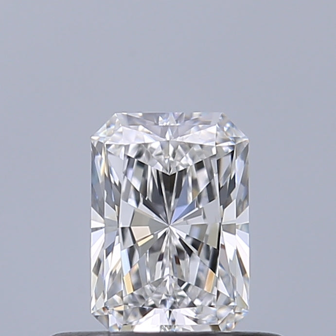 0.42 carat Radiant diamond D IF