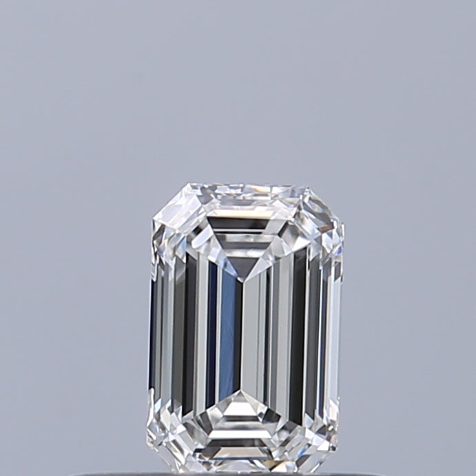 0.32 carat Emerald diamond E VVS2