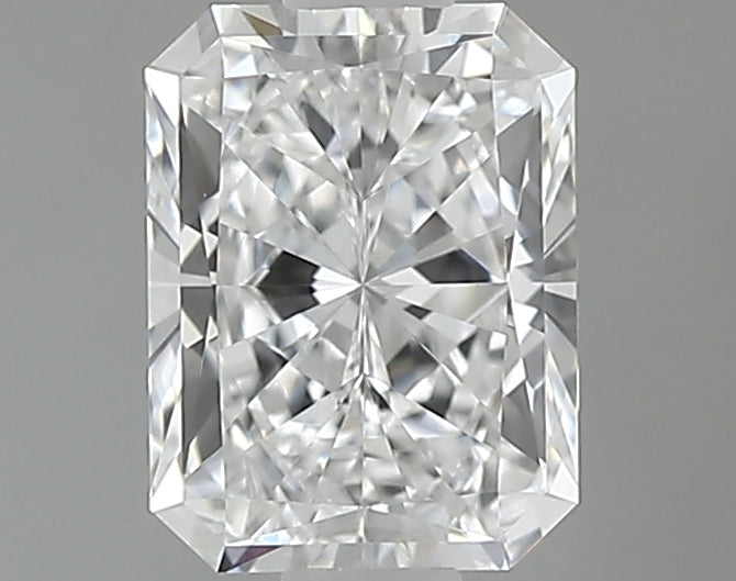 0.70 carat Radiant diamond D VVS1
