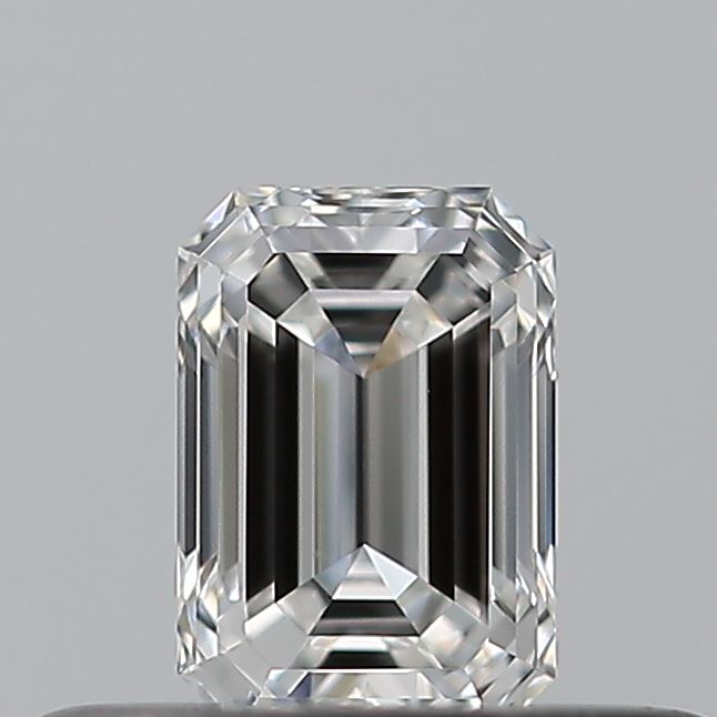 0.26 carat Emerald diamond F VS1