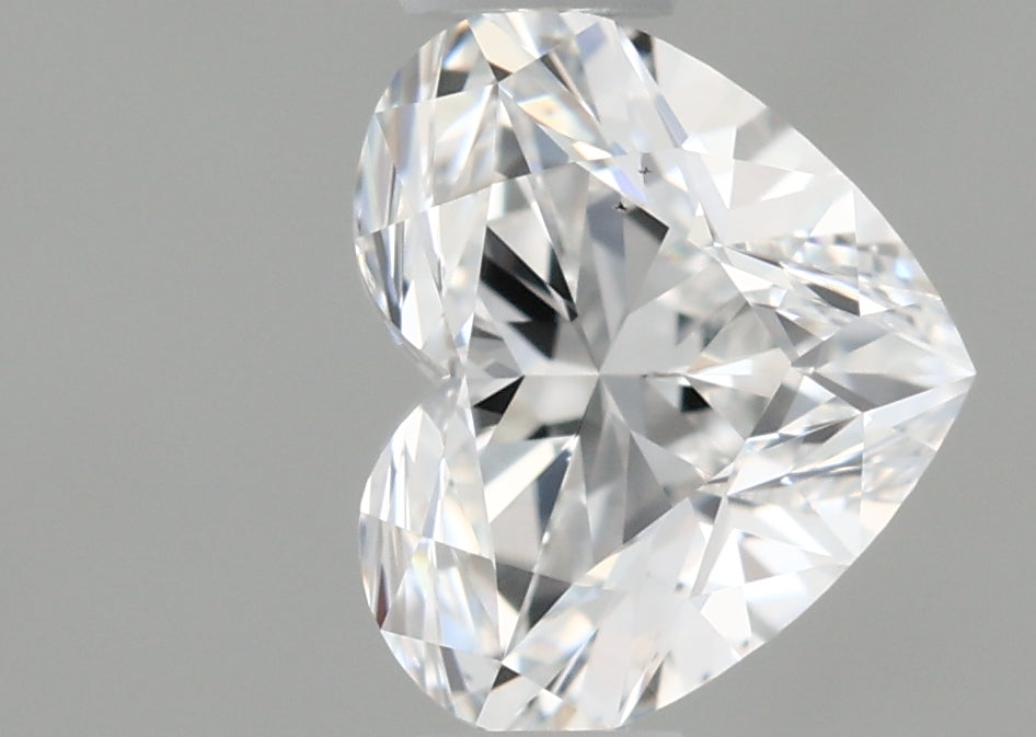 0.51 carat Heart diamond E VS2
