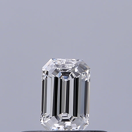 0.24 carat Emerald diamond E VVS2