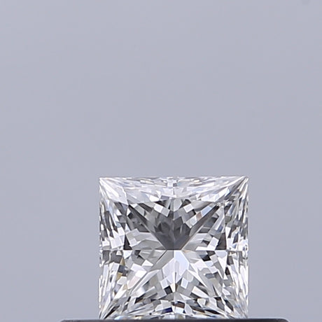 0.31 carat Princess diamond D VVS2