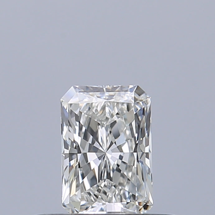 0.30 carat Radiant diamond F VVS1