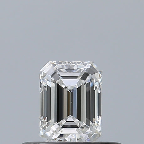 0.30 carat Emerald diamond D VVS2