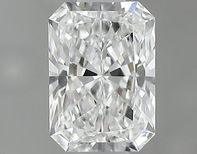 0.41 carat Radiant diamond E VVS1