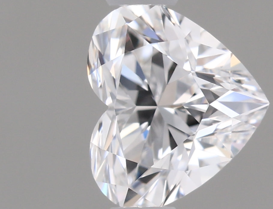 0.50 carat Heart diamond D VVS2