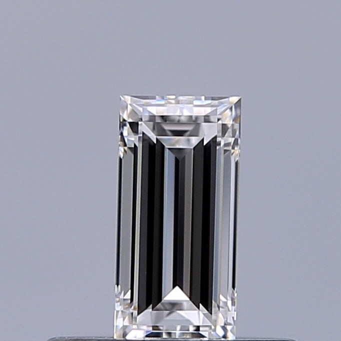 0.34 carat Baguette diamond E IF