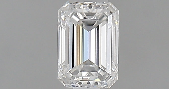 0.27 carat Emerald diamond E VVS1