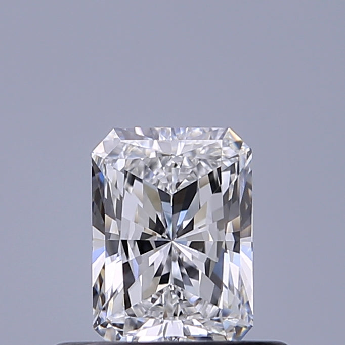 0.43 carat Radiant diamond D VVS1