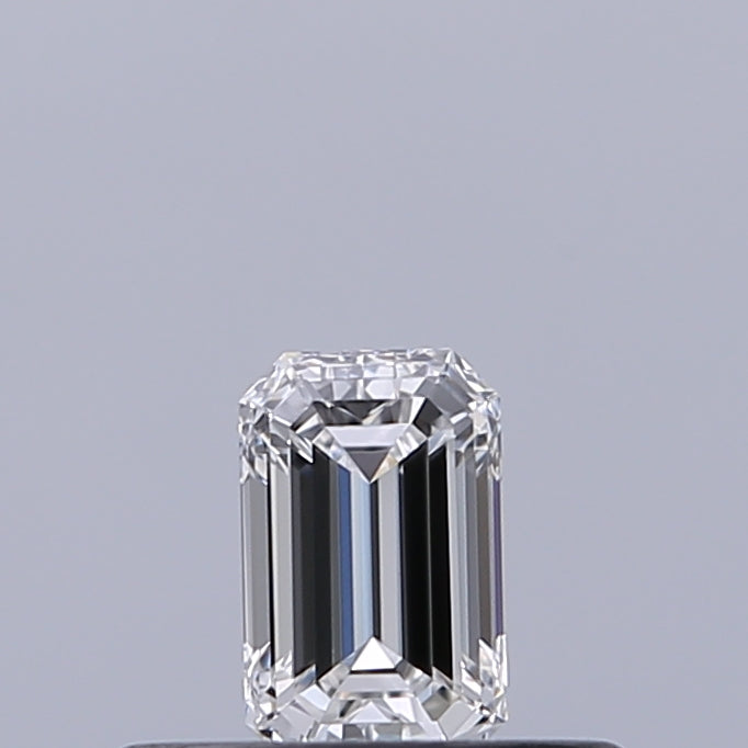 0.23 carat Emerald diamond E VVS1