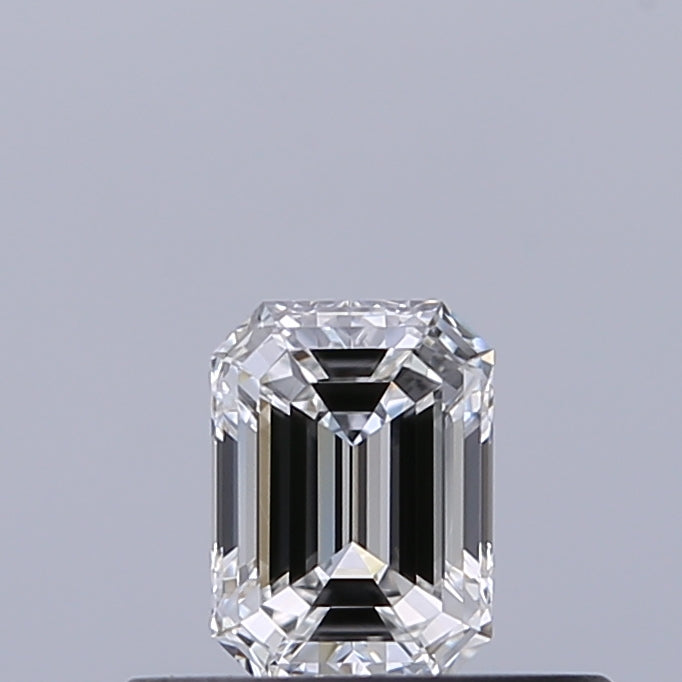 0.31 carat Emerald diamond E IF