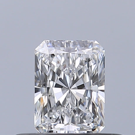 0.32 carat Radiant diamond D IF