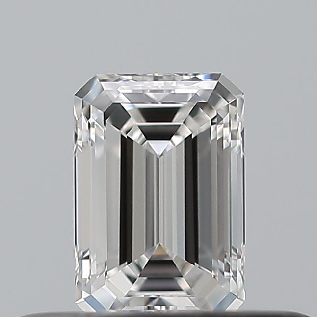 0.26 carat Emerald diamond E VS2