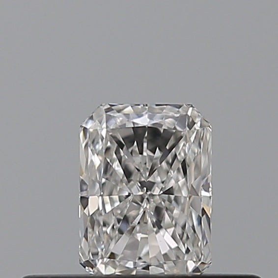 0.26 carat Radiant diamond F VS2