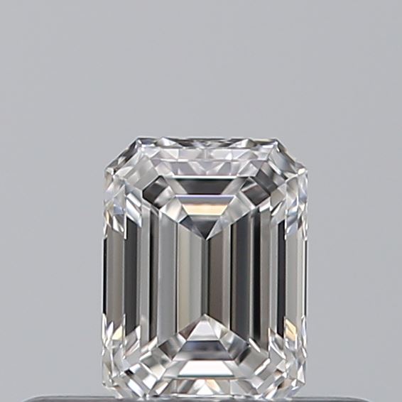 0.27 carat Emerald diamond D VS2