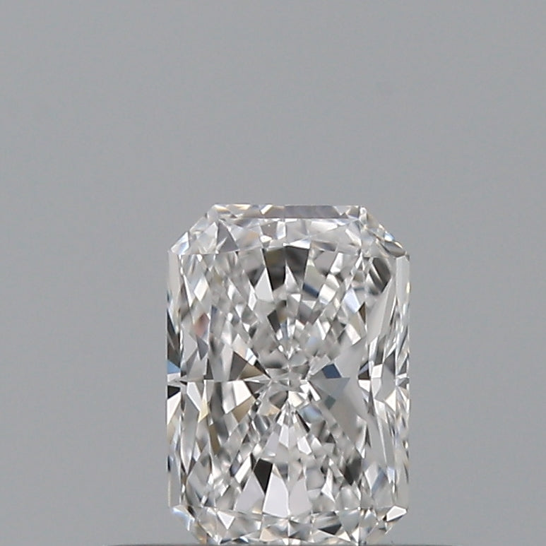 0.31 carat Radiant diamond E IF