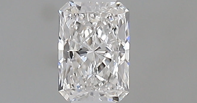 0.23 carat Radiant diamond F VVS1