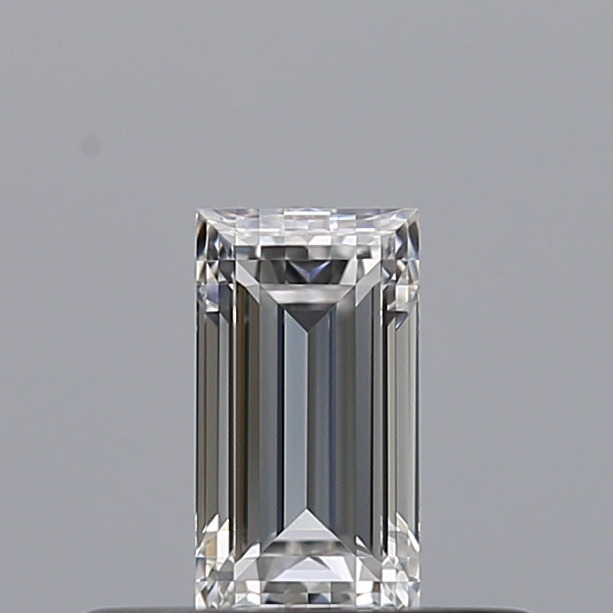 0.27 carat Baguette diamond E IF