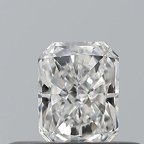 0.25 carat Radiant diamond G VVS1