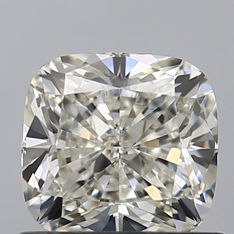 0.90 carat Cushion diamond J VVS2