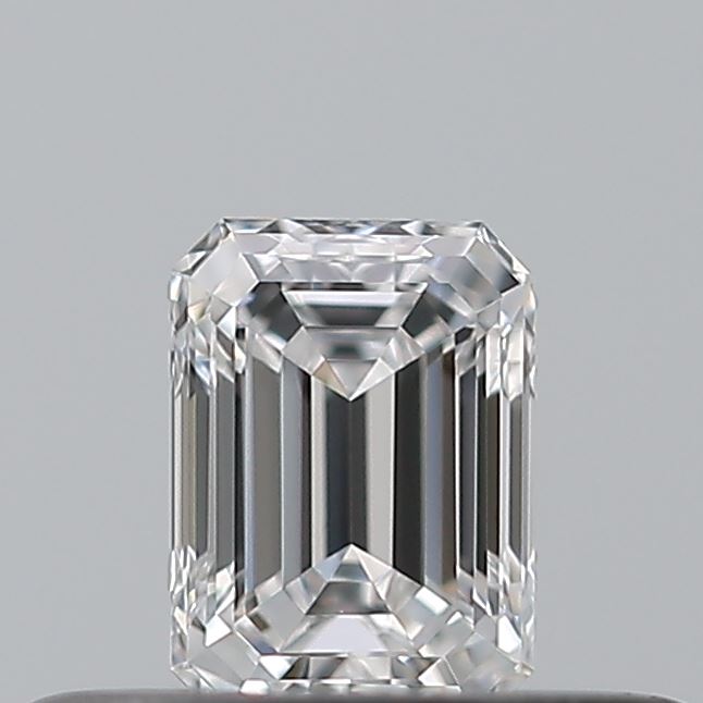 0.23 carat Emerald diamond D VVS2