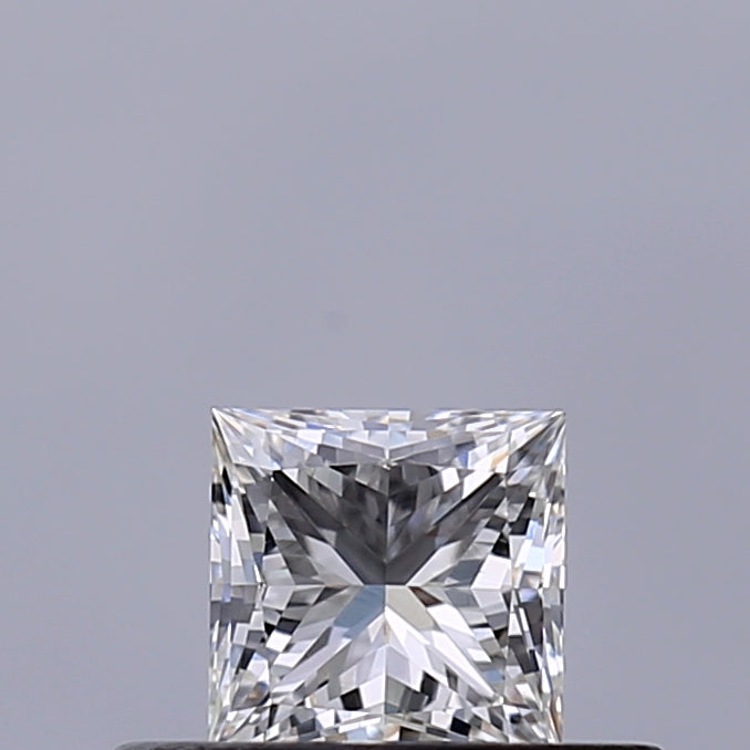 0.33 carat Princess diamond G VVS2