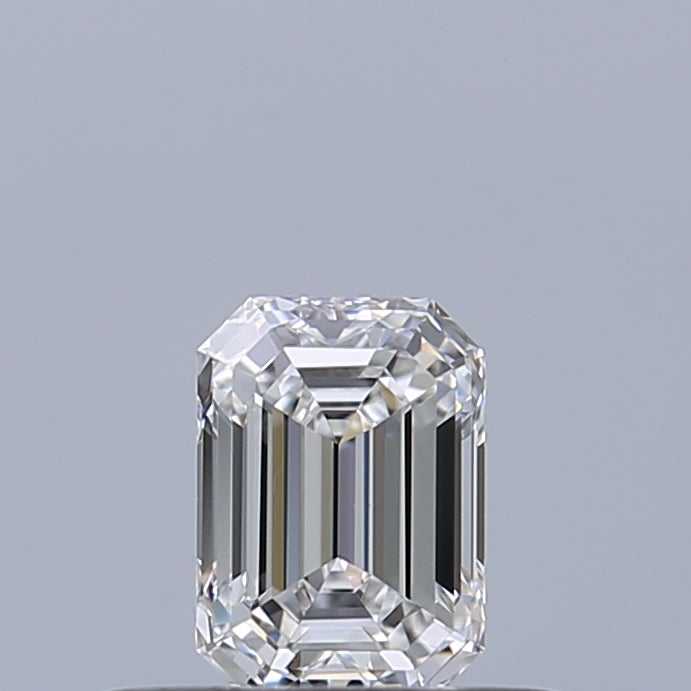 0.31 carat Emerald diamond E VVS2