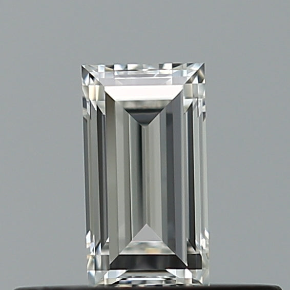 0.28 carat Baguette diamond G IF