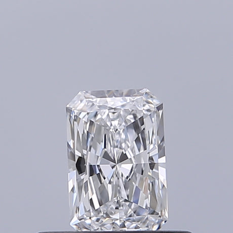 0.33 carat Radiant diamond D IF