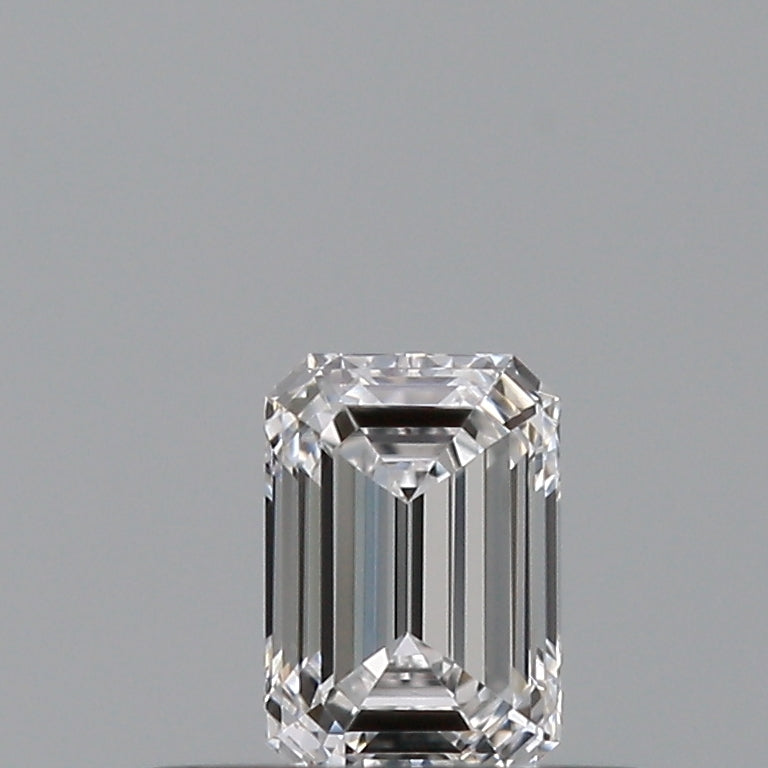 0.23 carat Emerald diamond D VVS2