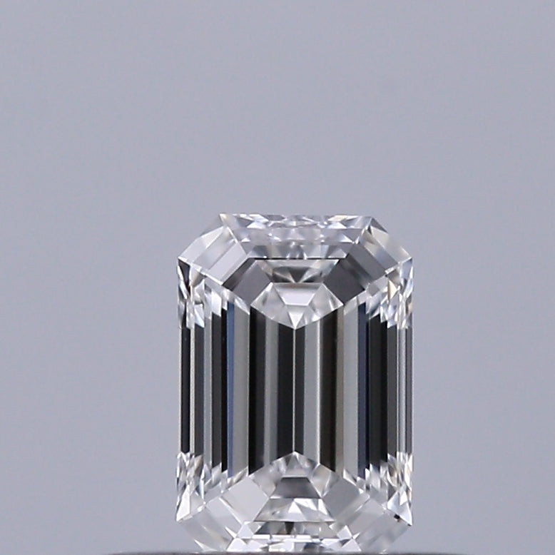 0.30 carat Emerald diamond D VS1