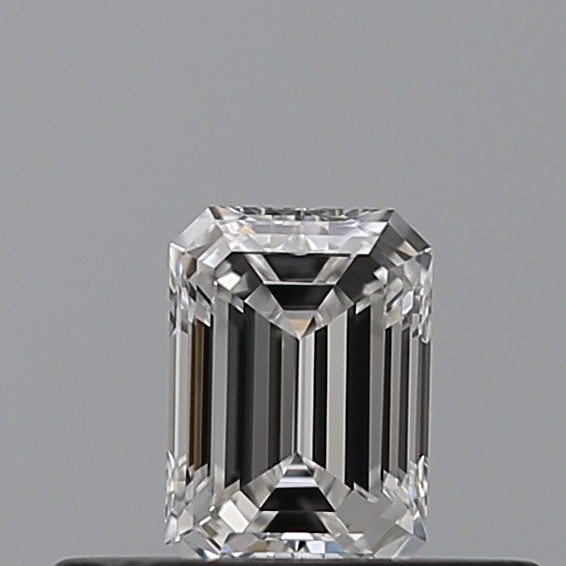 0.27 carat Emerald diamond E VVS2