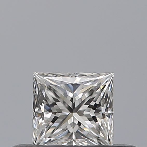 0.24 carat Princess diamond D VVS2