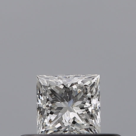 0.24 carat Princess diamond E VVS2