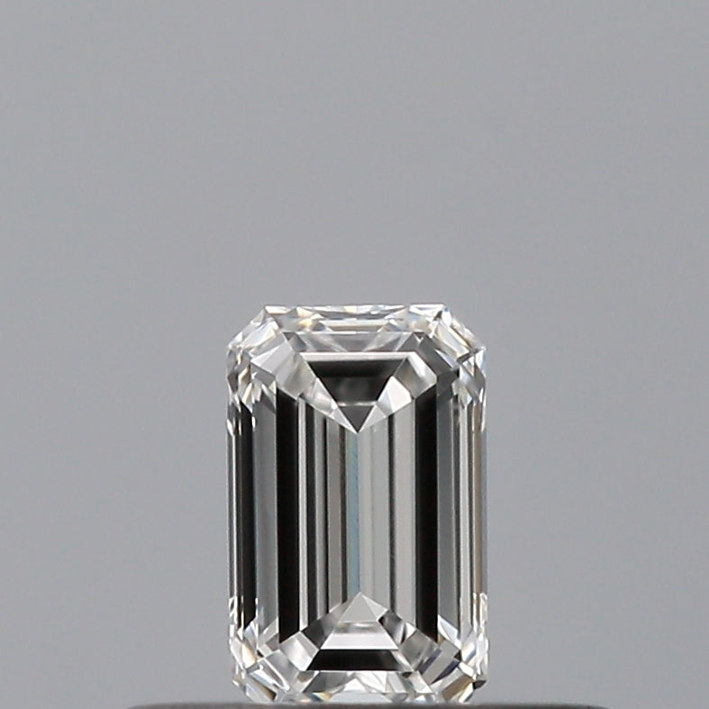 0.23 carat Emerald diamond E IF