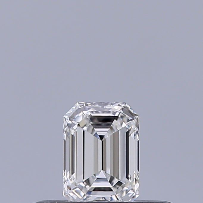 0.23 carat Emerald diamond E VVS1