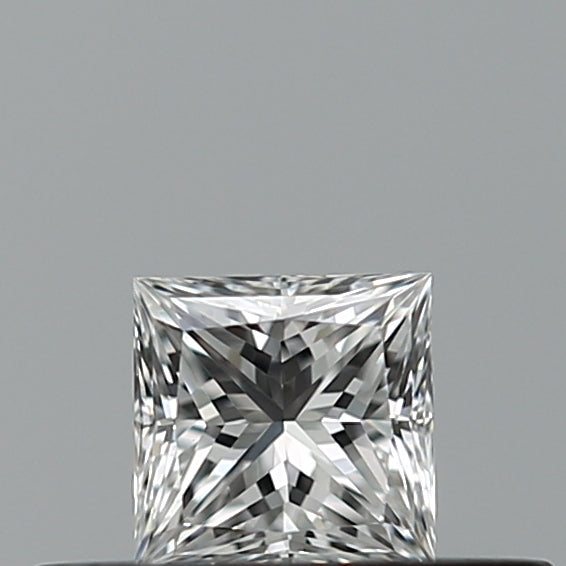 0.23 carat Princess diamond E VVS1
