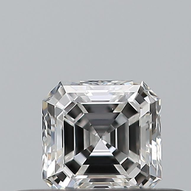 0.23 carat Emerald diamond E VS2